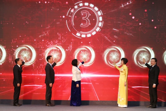 Phó Chủ tịch Quốc hội Nguyễn Thị Thanh dự Lễ khai trương chuyên trang thông tin về bầu cử