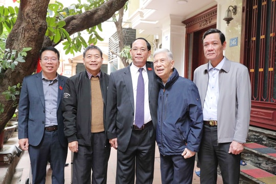 Phó Chủ tịch Quốc hội, Thượng tướng Trần Quang Phương thăm, tri ân nguyên lãnh đạo Quốc hội