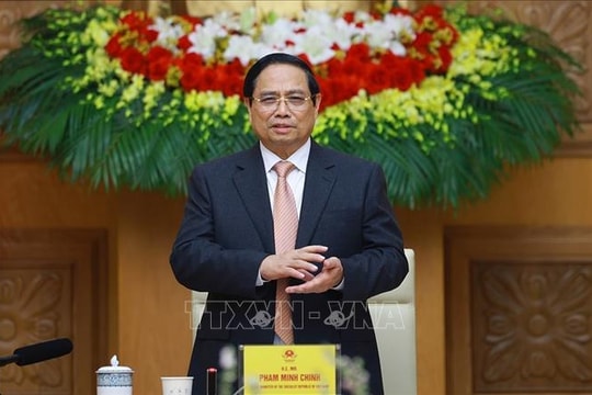 Thủ tướng Phạm Minh Chính làm việc với Đoàn các doanh nghiệp Thụy Sĩ và châu Âu