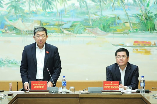 Họp giao ban giữa Đảng ủy Quốc hội với các Cơ quan tham mưu, giúp việc của Đảng ủy Quốc hội