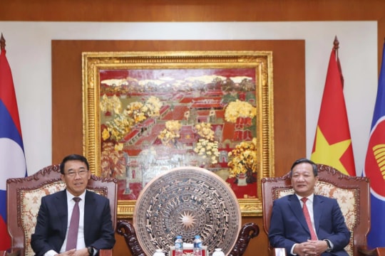 Ambassador hosts Lao officials on CPV’s 96th anniversary