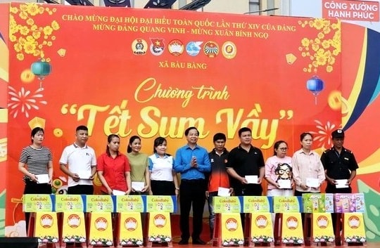 TP. Hồ Chí Minh: Giải quyết nguyện vọng chính đáng của Nhân dân, góp phần bảo đảm an ninh trật tự dịp Tết