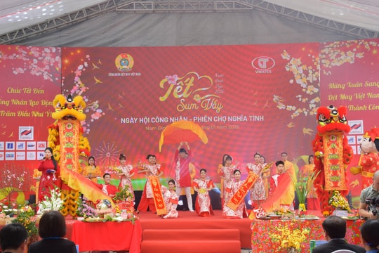 Xuân ấm áp với người lao động