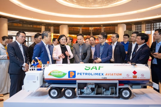 Phó Thủ tướng Phạm Thị Thanh Trà khảo sát tổ chức Triển lãm “Những thành tựu nổi bật trong phát triển kinh tế và văn hóa Việt Nam”