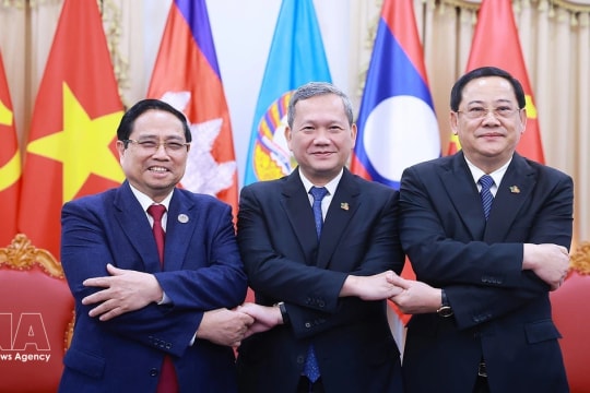 Vietnamese, Lao, Cambodian PMs devise concrete measures to implement Party leaders’ meeting outcomes