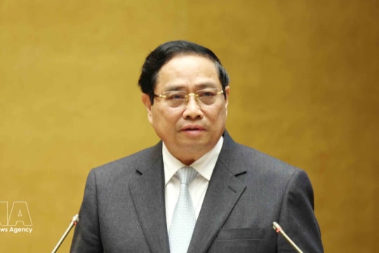 PM calls for concerted efforts to implement 14th National Party Congress's Resolution