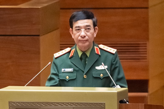 Giữ vững ổn định chính trị và môi trường hòa bình để xây dựng, phát triển đất nước