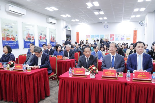 Lấy ý kiến cử tri nơi cư trú với 3 người ứng cử đại biểu Quốc hội khóa XVI