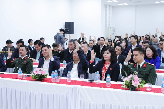 Lấy ý kiến cử tri nơi cư trú với 4 người ứng cử đại biểu Quốc hội khóa XVI
