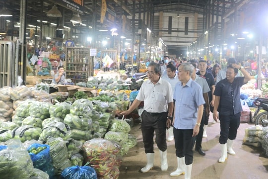 TP. Hồ Chí Minh: Tăng cường kiểm tra, giám sát về an toàn thực phẩm
