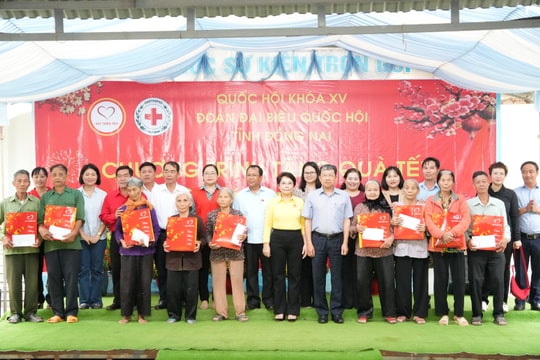 Phó Bí thư Đảng ủy Quốc hội Vũ Hải Hà thăm, tặng quà Tết tại tỉnh Đồng Nai