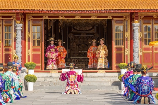 Tái hiện Lễ Thiết triều Nguyên đán thời Nguyễn