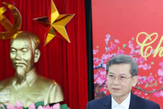 New anti-corruption resolution to be adopted at 14th Party Central Committee’s 2nd meeting