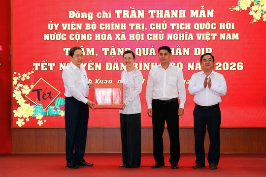 Chủ tịch Quốc hội Trần Thanh Mẫn thăm, tặng quà Tết gia đình chính sách, hộ khó khăn xã Thạnh Xuân, Cần Thơ