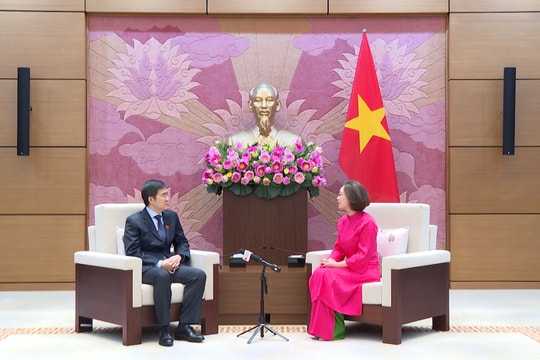 Khơi thông nguồn lực, kiến tạo phát triển