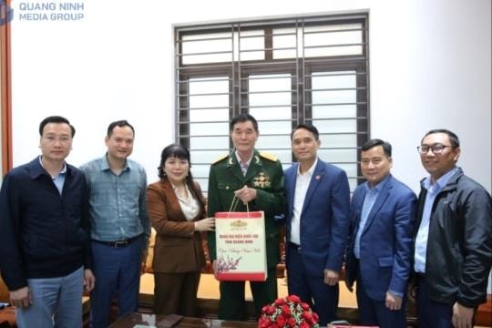 Đoàn ĐBQH tỉnh Quảng Ninh thăm, chúc Tết tại phường Mông Dương và xã Hải Hòa