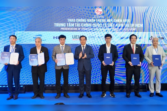 Trung tâm Tài chính quốc tế - Cú hích đối với nền kinh tế
