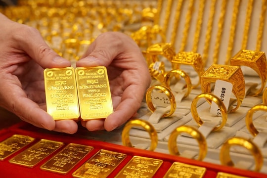 Giá vàng ngày 14/2: SJC tăng đến 2 triệu đồng/lượng