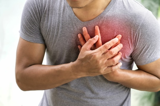 Nam thanh niên 23 tuổi nhồi máu cơ tim ngày cuối năm, bác sĩ cảnh báo