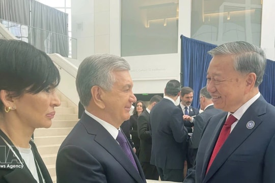 General Secretary To Lam meets with foreign leaders on sidelines of Board of Peace meeting