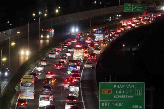 Dự kiến đóng đường ra một số cao tốc để ưu tiên xe vào Hà Nội, TP Hồ Chí Minh