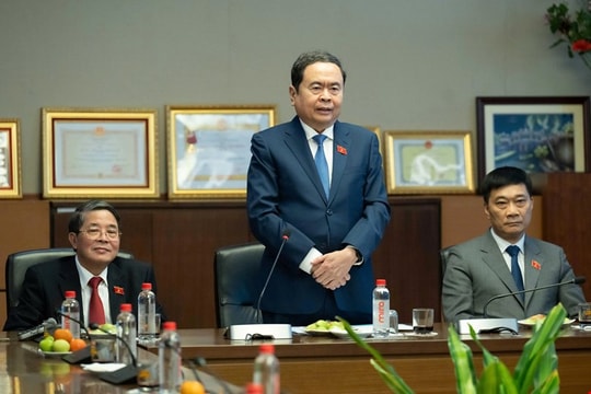 Chủ tịch Quốc hội Trần Thanh Mẫn thăm, làm việc với Thường trực Ủy ban Kinh tế và Tài chính