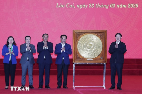 Chủ tịch nước Lương Cường thăm, chúc Tết Đảng bộ, chính quyền, nhân dân tỉnh Lào Cai