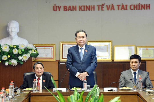 Chủ tịch Quốc hội Trần Thanh Mẫn: Chủ động nghiên cứu, đề xuất giải pháp cho các vấn đề chiến lược về kinh tế - tài chính