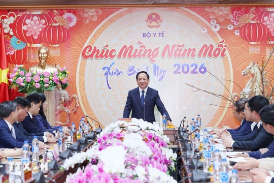 Trưởng Ban Tuyên giáo và Dân vận Trung ương Trịnh Văn Quyết: Ngành y tế tiếp tục cụ thể hóa các nghị quyết chiến lược của Đảng