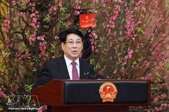 State leader extends Lunar New Year greetings to Presidential Office staff