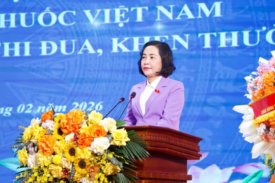 Phó Chủ tịch Quốc hội Nguyễn Thị Thanh dự Lễ kỷ niệm 71 năm Ngày Thầy thuốc Việt Nam của Bệnh viện Trung ương Thái Nguyên