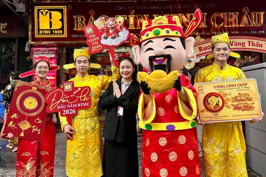Vàng hạ nhiệt cuối ngày vía thần tài, tâm lý đầu cơ nhường chỗ cho cầu may