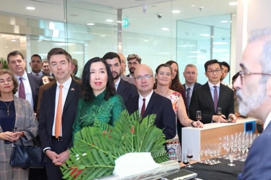 Portugal inaugurates embassy in Vietnam