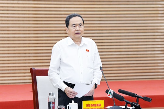Chủ tịch Quốc hội Trần Thanh Mẫn làm việc với Ủy ban Bầu cử tỉnh Nghệ An