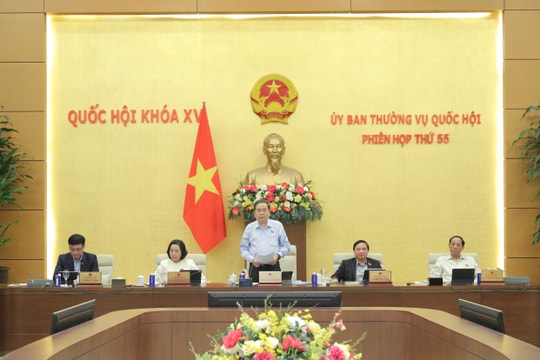 Công khai, minh bạch, tạo điều kiện để Nhân dân theo dõi hoạt động của Quốc hội