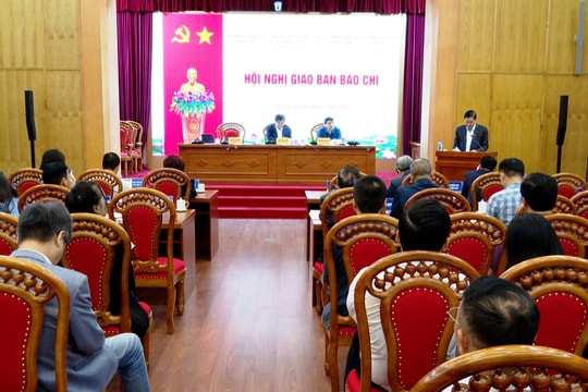 Tăng cường công tác thông tin, tuyên truyền về bầu cử