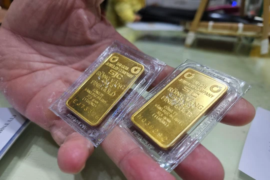 Chiều 3/3: SJC và vàng nhẫn giảm gần 3 triệu đồng chỉ sau vài tiếng