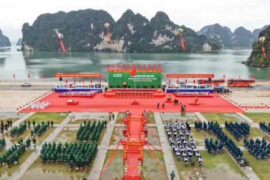 Hàng nghìn thanh niên ưu tú Quảng Ninh lên đường nhập ngũ