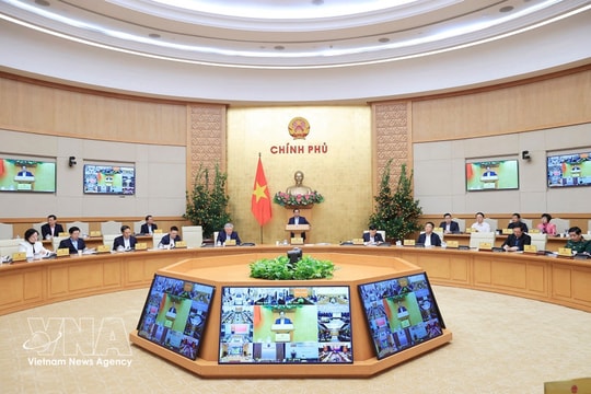 Vietnam maintains positive trajectory in socio-economic development despite challenges: PM