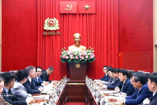 Vietnam, US eye stronger economic, trade ties