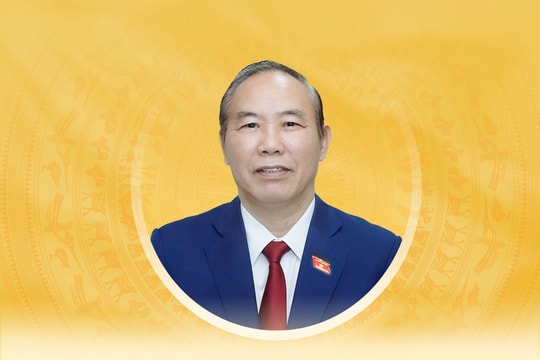 Tiểu sử tóm tắt và chương trình hành động của người ứng cử đại biểu Quốc hội khóa XVI tỉnh Khánh Hòa Phùng Đức Tiến