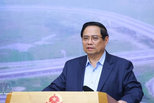 Prime Minister urges faster progress on key transport projects