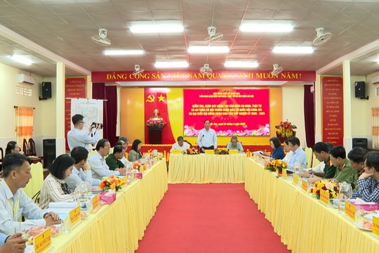 Phó Chủ tịch Quốc hội Trần Quang Phương kiểm tra công tác bầu cử tại Cần Thơ