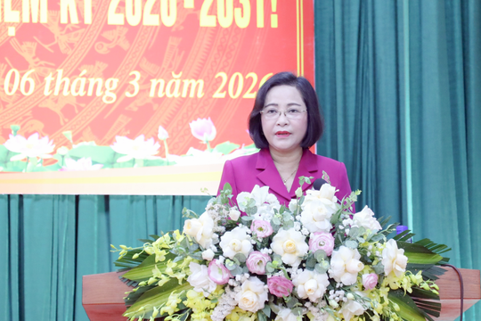 Phó Chủ tịch Quốc hội Nguyễn Thị Thanh dự Hội nghị tiếp xúc cử tri tại xã Kim Sơn, Ninh Bình