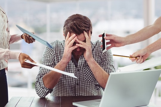 Bộ Y tế nói về đề xuất giám sát nguy cơ tâm thần ở người chịu áp lực công việc, học tập