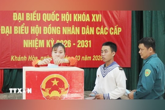Khánh Hòa: Cử tri ở đặc khu Trường Sa nô nức đi bầu cử sớm