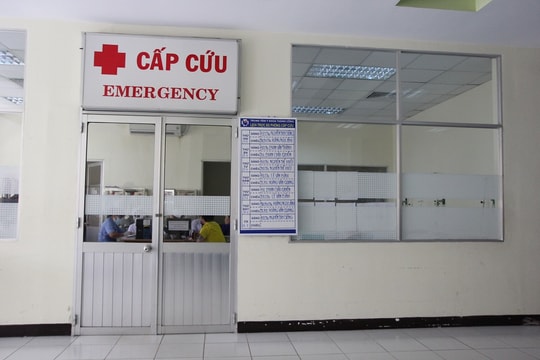 Bé gái sốt kéo dài tại nhà rồi không qua khỏi, bác sĩ cảnh báo dấu hiệu nguy hiểm ở trẻ