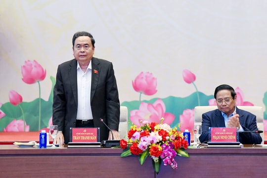 Tổ chức thành công Kỳ họp thứ Nhất, Quốc hội khóa XVI, tạo khí thế, quyết tâm ngay từ đầu nhiệm kỳ