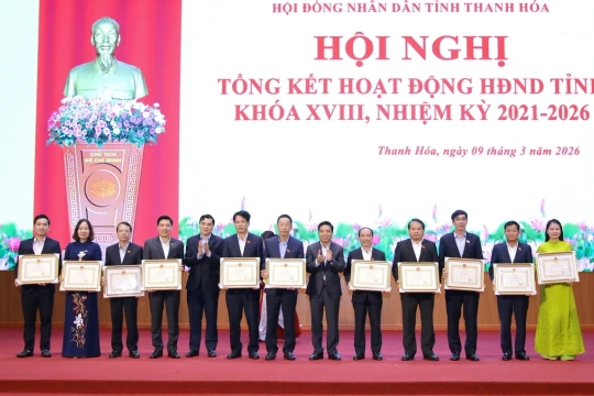 Kiến tạo động lực phát triển