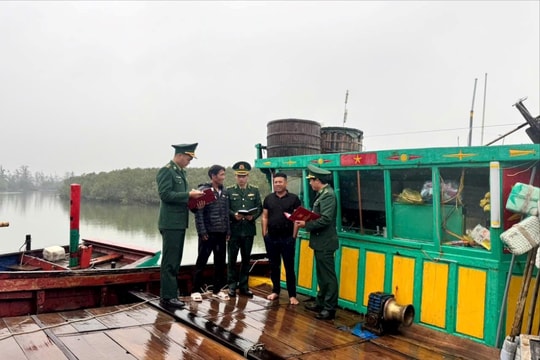 Đẩy mạnh tuyên truyền, chuyển tải thông tin bầu cử đến từng ngư dân
